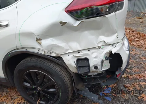 2018 Nissan Rogue Sv z USA, uszkodzony, nr VIN KNMAT2MV4JP609632